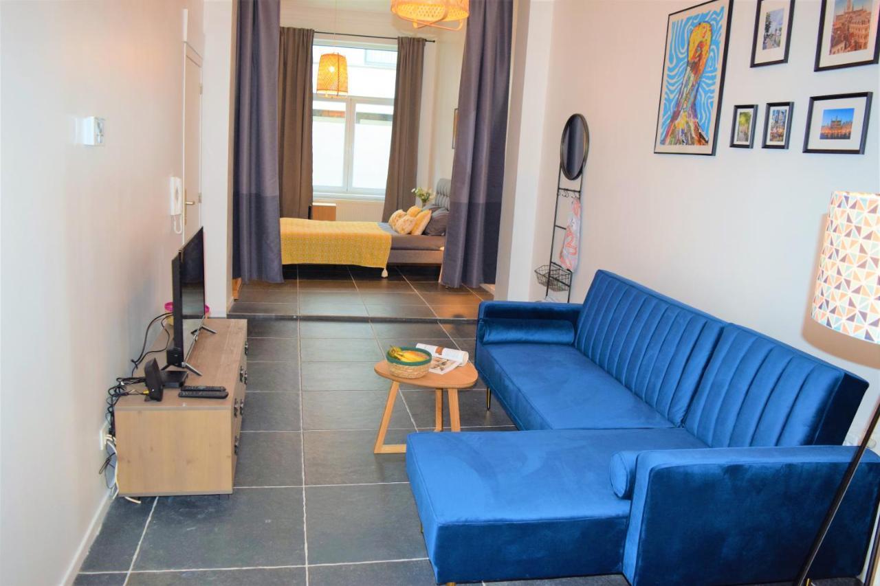 Apartment Sweet Center